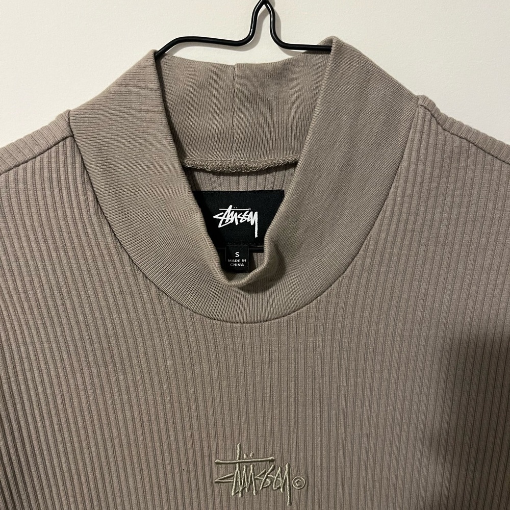 Stussy Taupe and Green Long Sleeve Dress - Picture 5 of 8